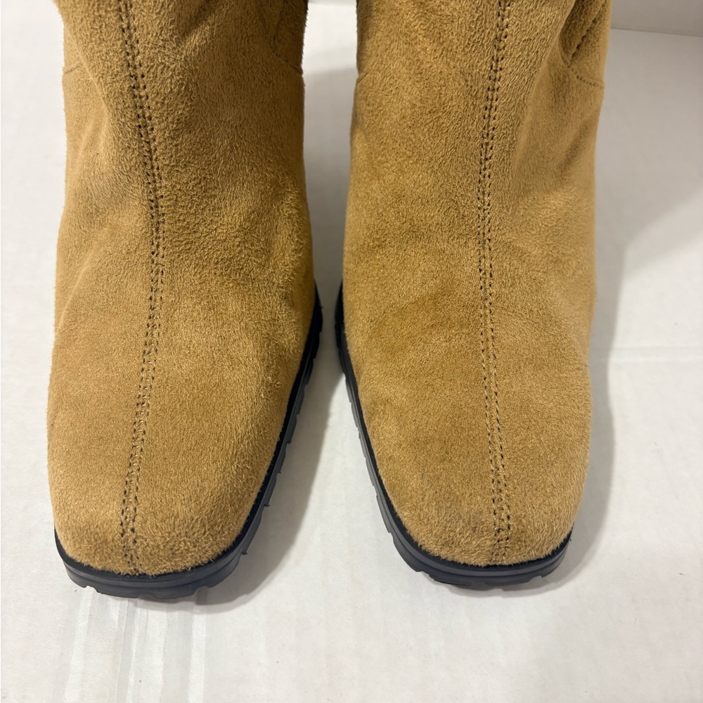 Vintage Candie’s Knee High Full Zip Faux Suede Camel Boots Removable belt detail - Picture 5 of 13